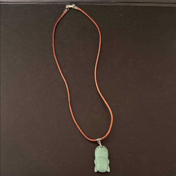 Green Jade Pendant with leather cord Necklace - Picture 2 of 5